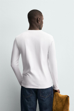 ZARA БАЗОВАЯ ФУТБОЛКА SLIM FIT, БЕЛЫЙ