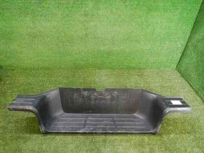 Накладка заднего бампера Toyota Hilux 8 (2015-н.в.)