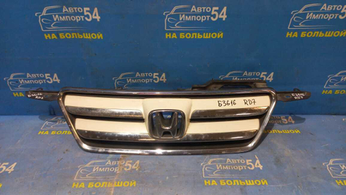 Решетка радиатора Honda CRV 2004-2006