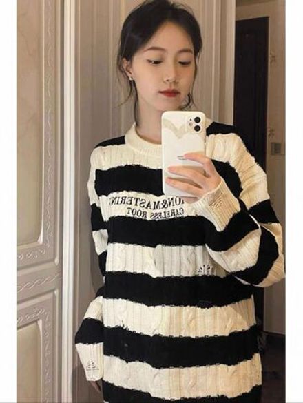 Свитер 50346472 Fabrika