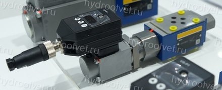 ZDREE6VP2-1X/210MG24K24F1M - Пропорциональный редукционный клапан Ду6 со встроенным усилителем, сигнал F1 = 4…20мА, давление регулировки до 210 бар, монтаж - модульный