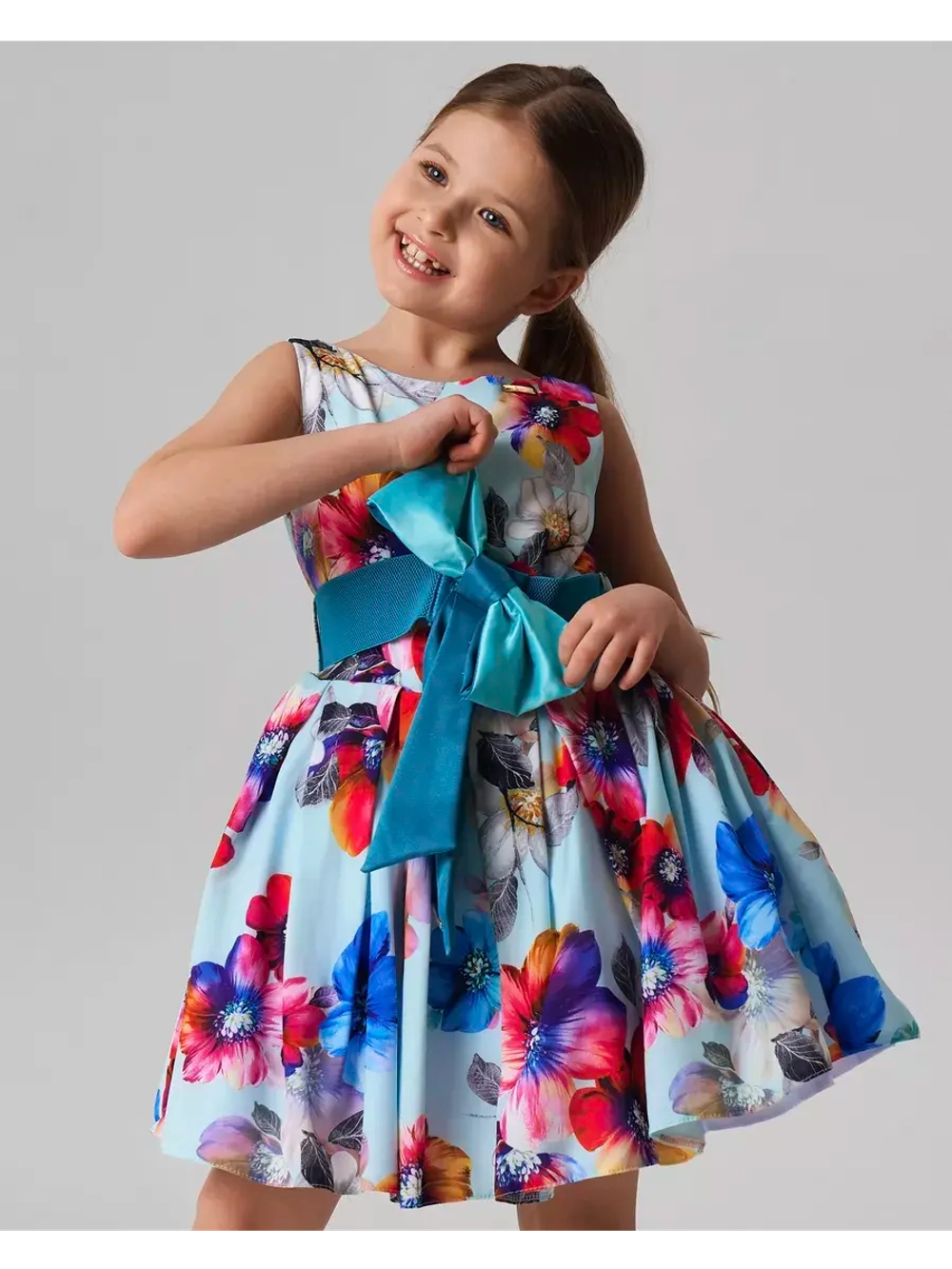 Платье для девочки на выпускной утренник нарядное