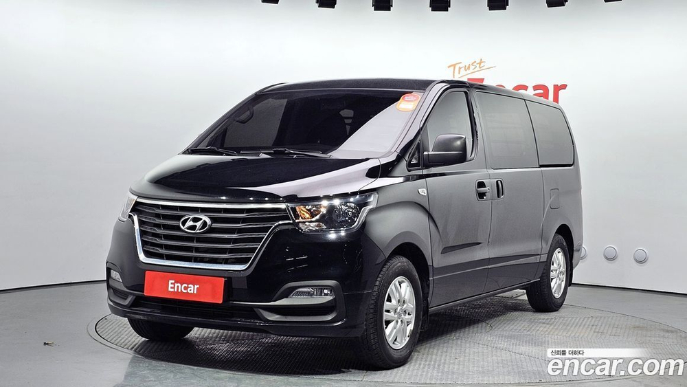 Hyundai The New Grand Starex Van 3-х местный (02.2021)