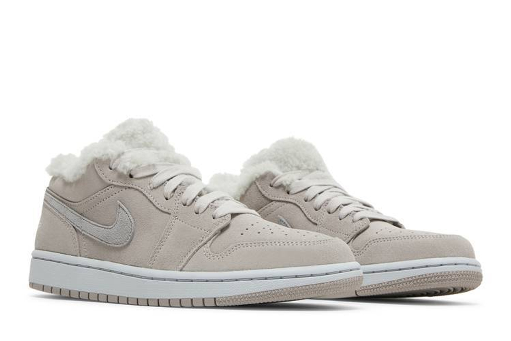 Кроссовки Jordan Air Jordan 1 Low "Sherpa Fleece" (Женская размерная сетка)