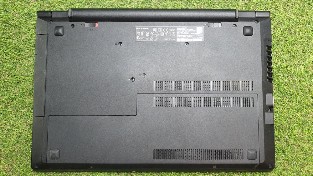 Ноутбук Lenovo i3/4 Gb/HD 8500M 2Gb