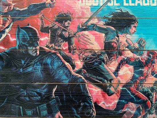 Картина на досках Брэс Уэйн