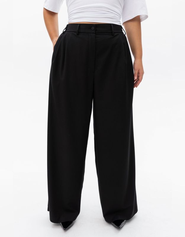 Брюки с защипами Палаццо; черный