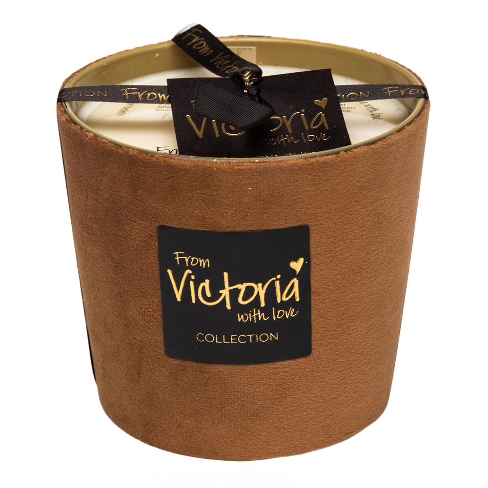 nan Свеча ароматическая Velvet light brown Victoria with Love Коричневый