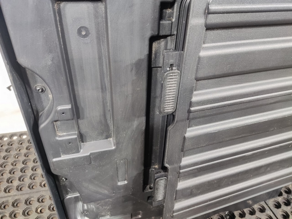 Ящик инструментальный правый 2023г