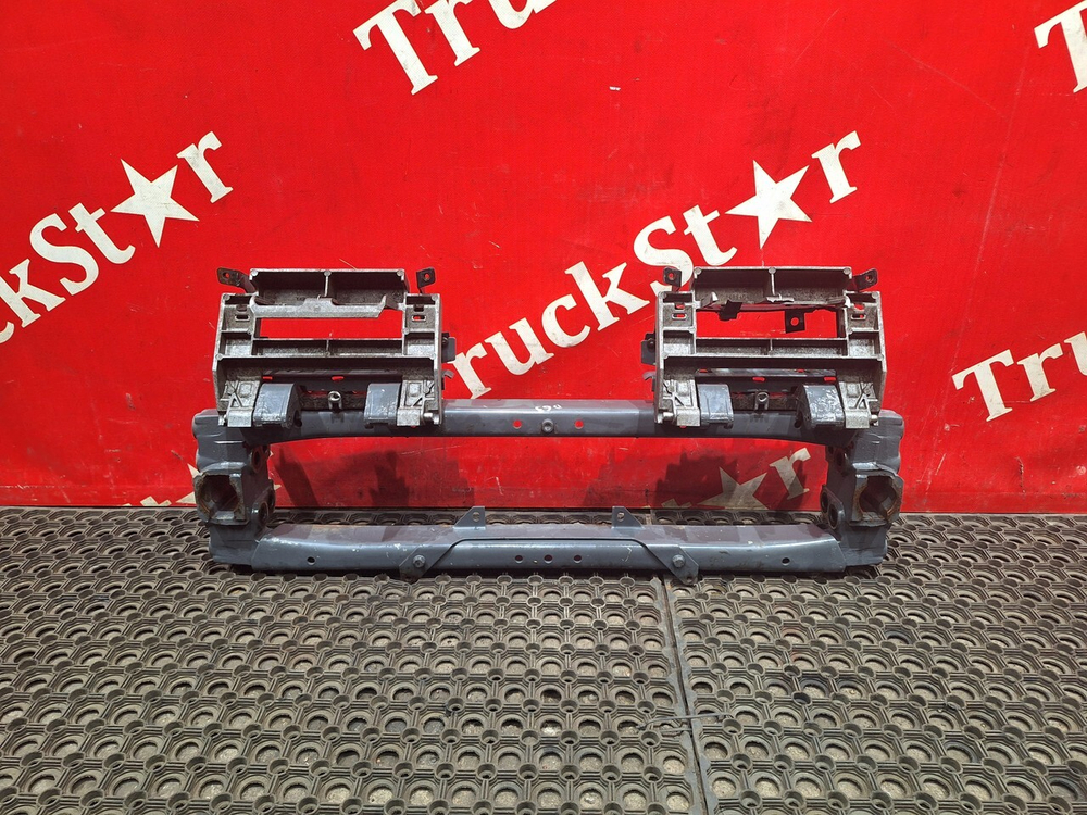 Подножка обслуживания в сборе 2018г.