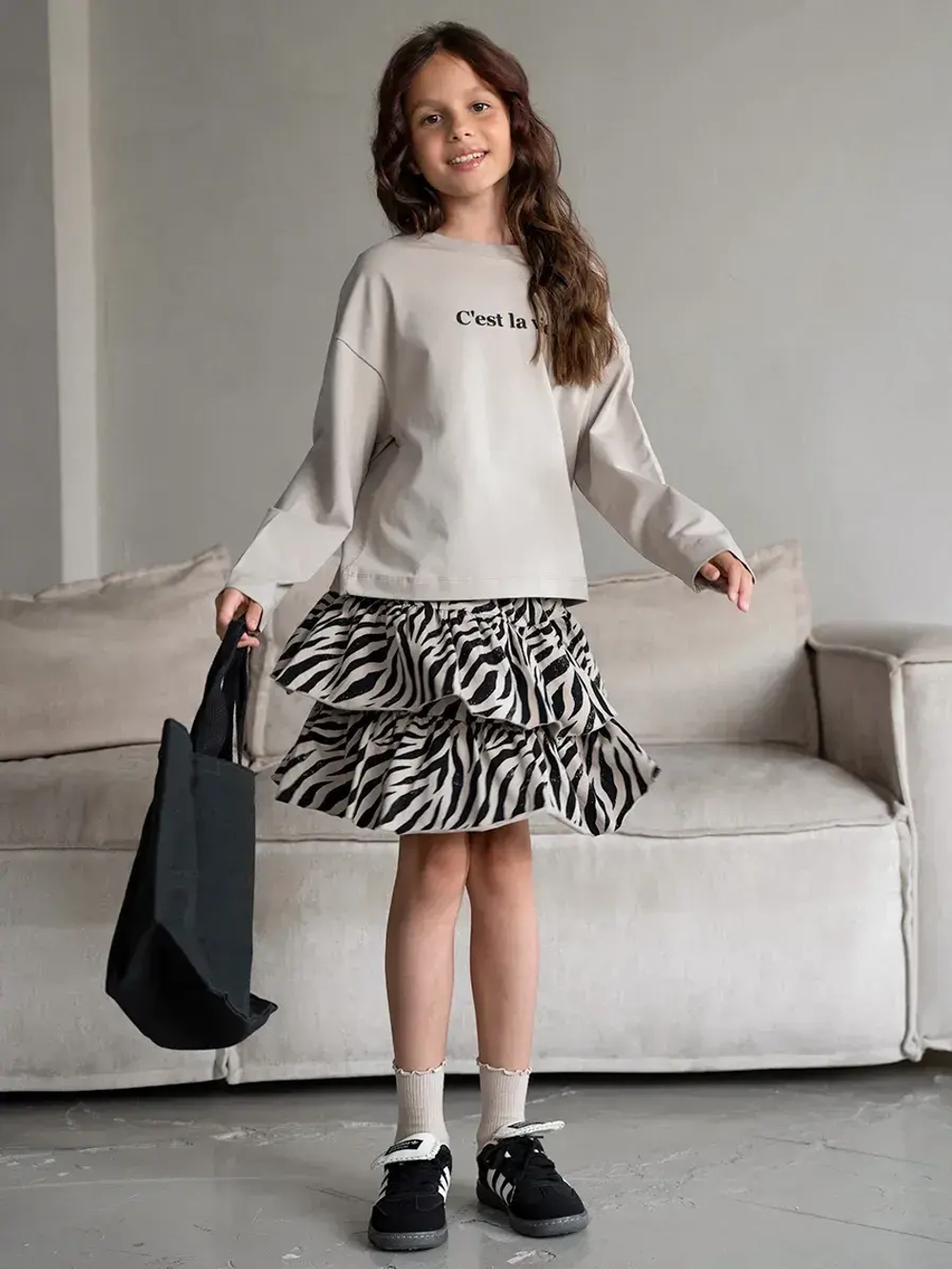 Летний костюм для девочки, лонгслив и юбка