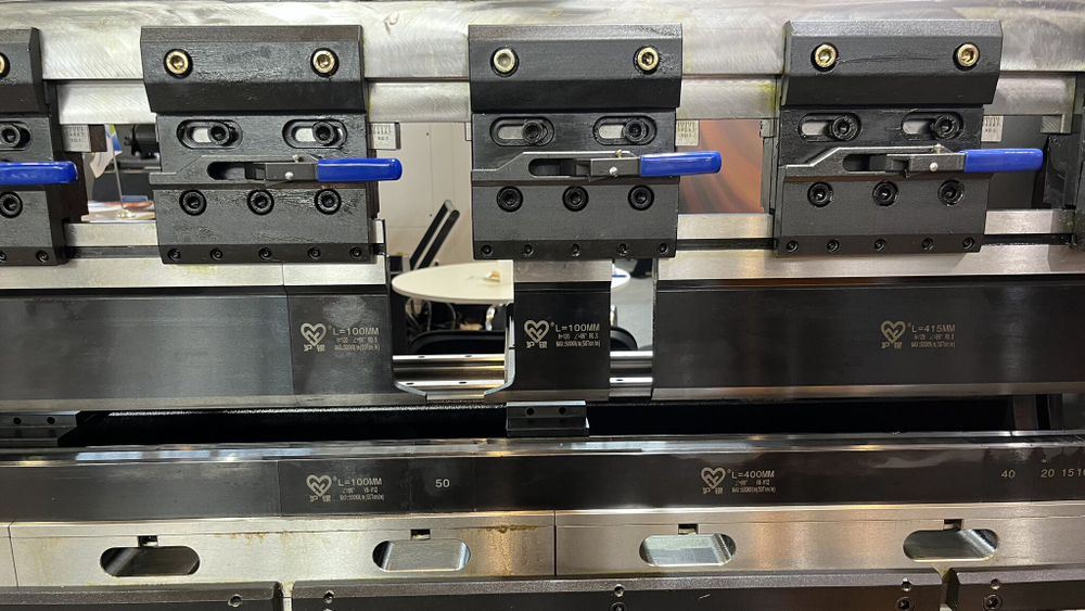 Гидравлический листогибочный пресс с ЧПУ B-Power P 40/2000