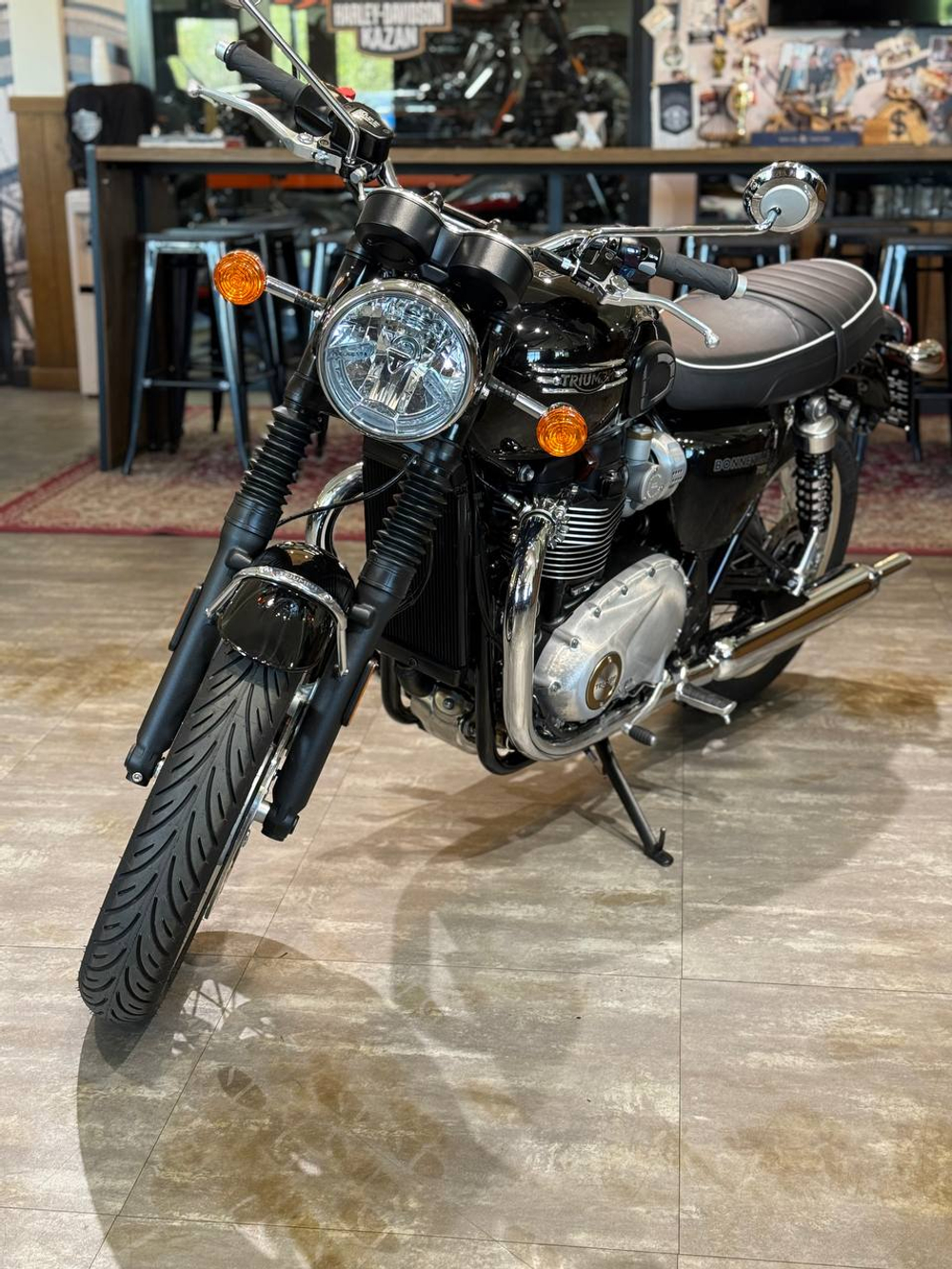 Triumph Bonneville T120, 2024