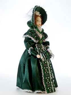 Кукла фарфоровая коллекционная Дама с муфтой и в капоре