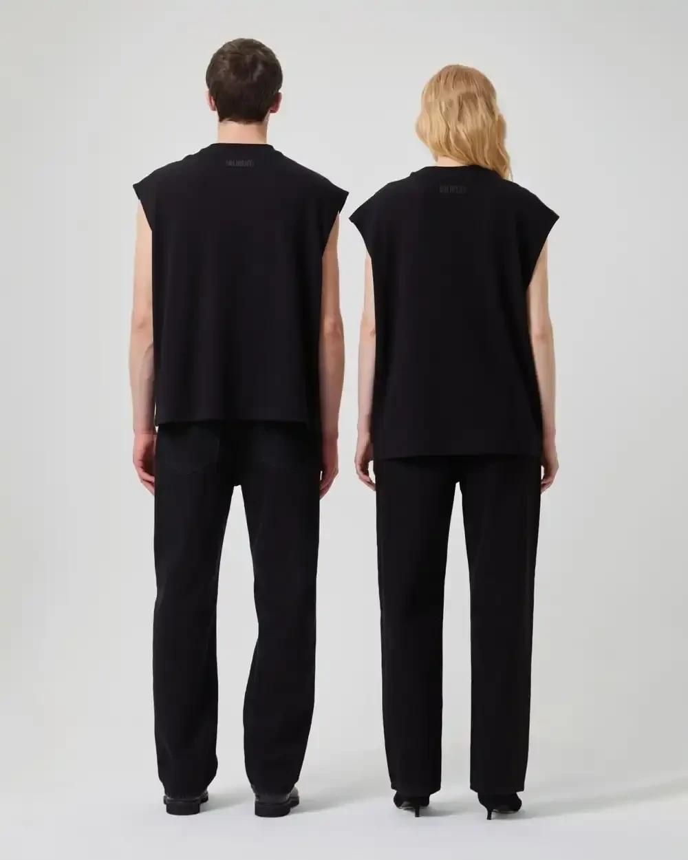 Джинсы Straight Fit черные