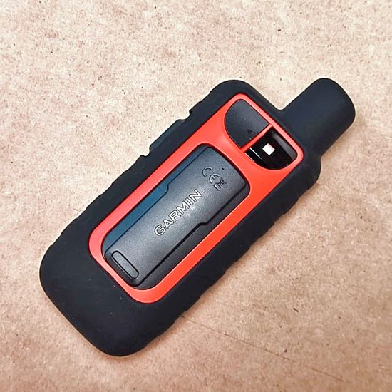 Чехол для Garmin GPSMAP 67i / 66i силикон (Черный)