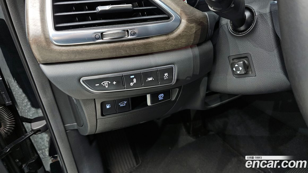 Genesis G90 3.8 AWD (03.2020)