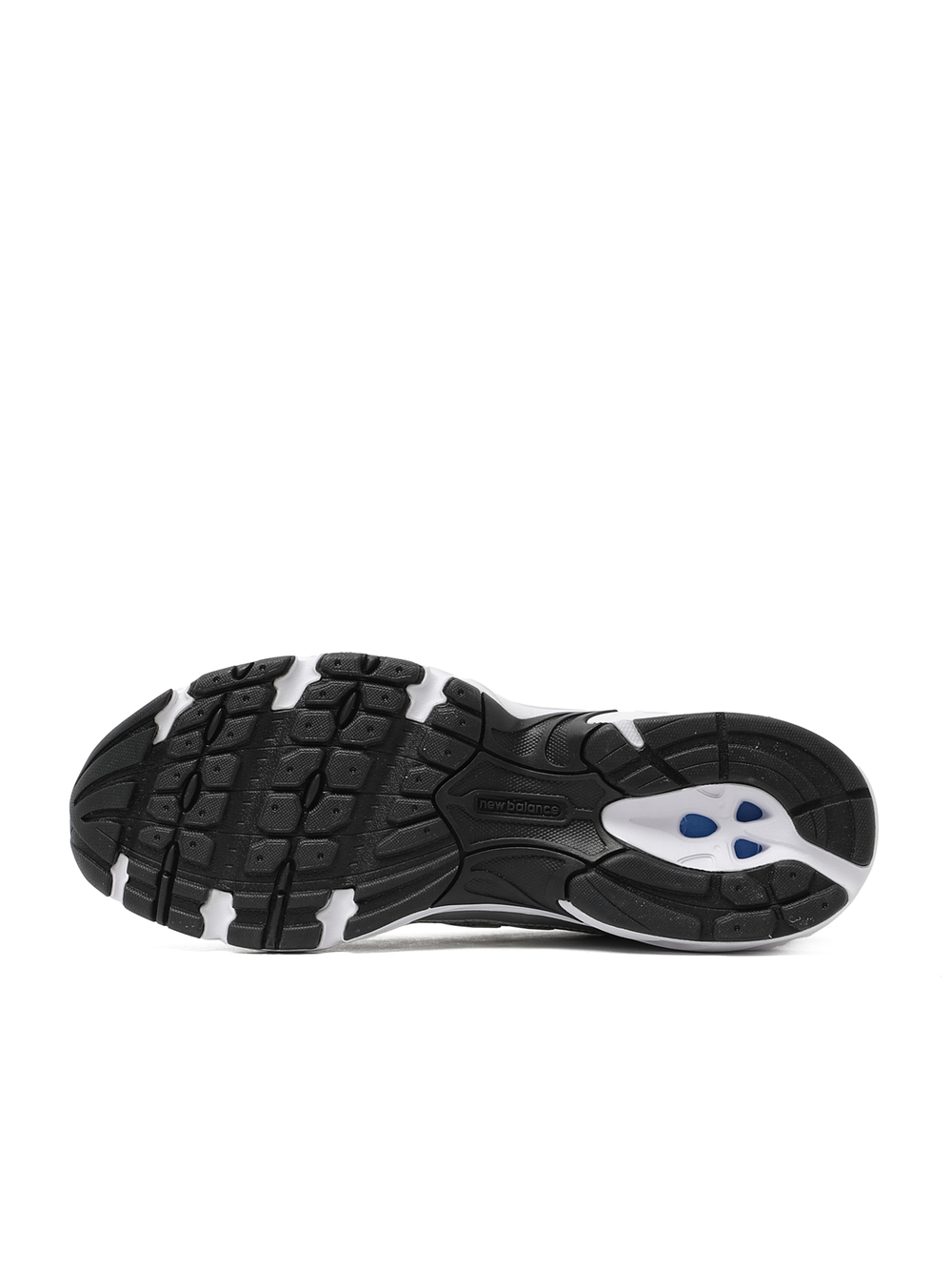 Кроссовки 740