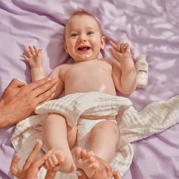 Нежное массажное масло для кожи новорождённого малыша Somelove с ароматом ванили и лаванды 100мл