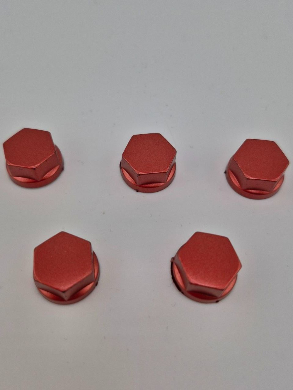 Колпачки на гайки и болты декоративные