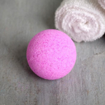 Увлажняющая бомбочка с гиалуроновой кислотой You Rule с ароматом ягод - 40 гр.