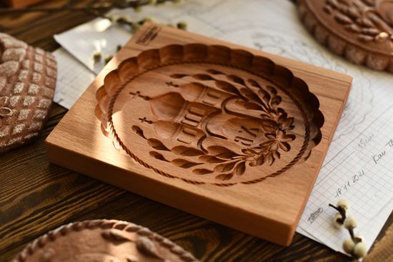Пряничная доска Пасхальный храм