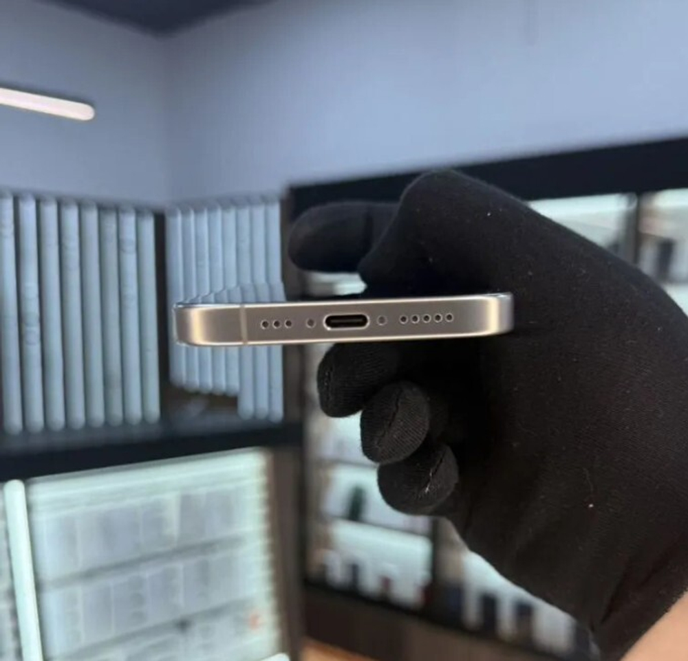 iPhone 15 Pro, 256 ГБ б/у