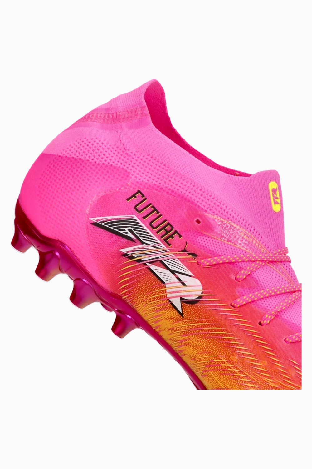 Бутсы Puma Future 9 Ultimate MG - розовый