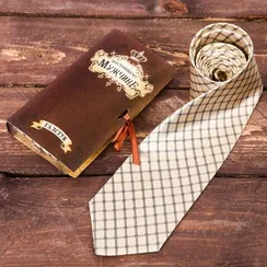 Галстук в открытке с атласной лентой "Настоящему мужчине"