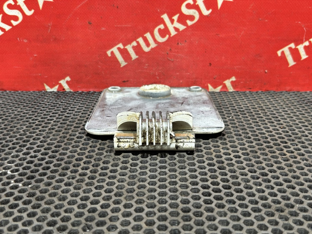 Крышка корпуса подножки