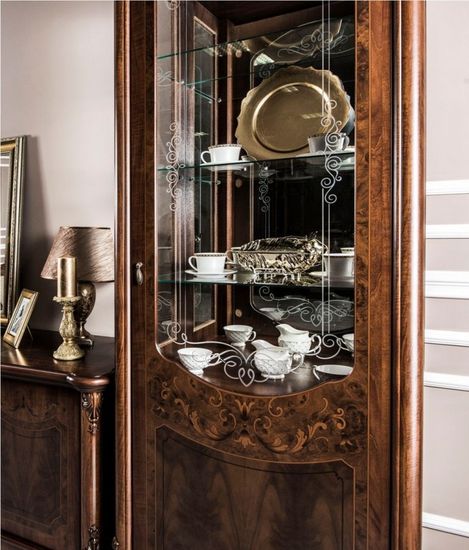 Шкаф-витрина ИЛОНА