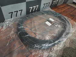 Уплотнитель крышки багажника Toyota HiAce H300 Новый Оригинал 6788126170