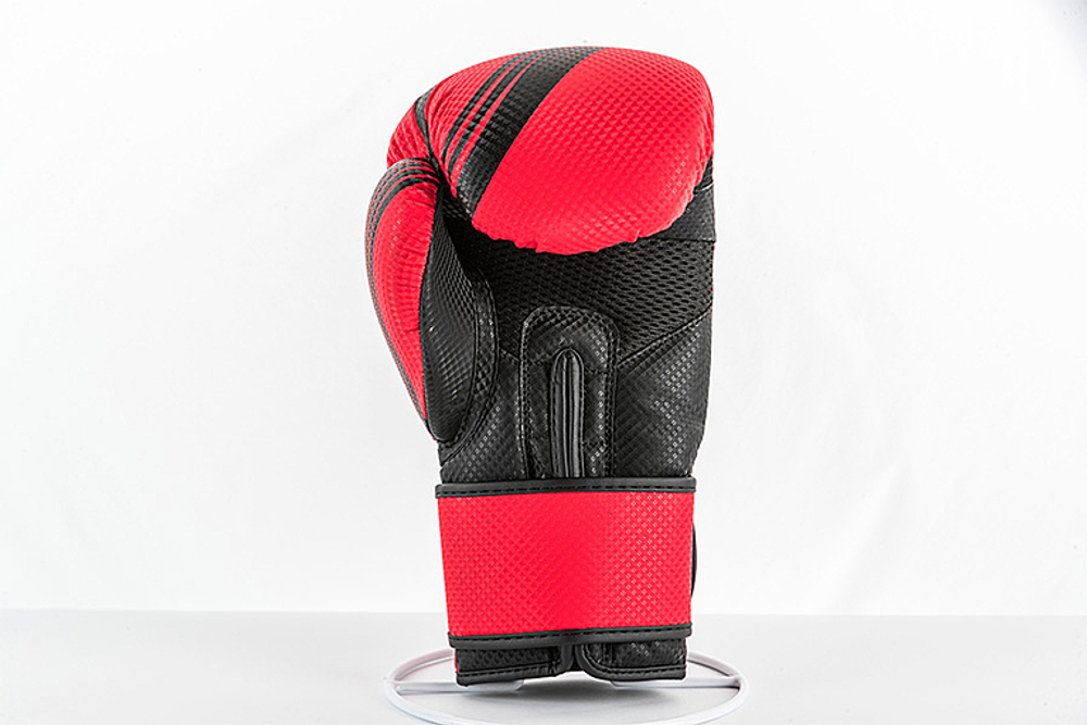 UFC PRO Performance Rush 16 Oz - красные