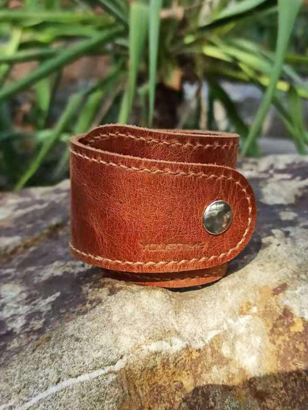 Браслет широкий кожаный