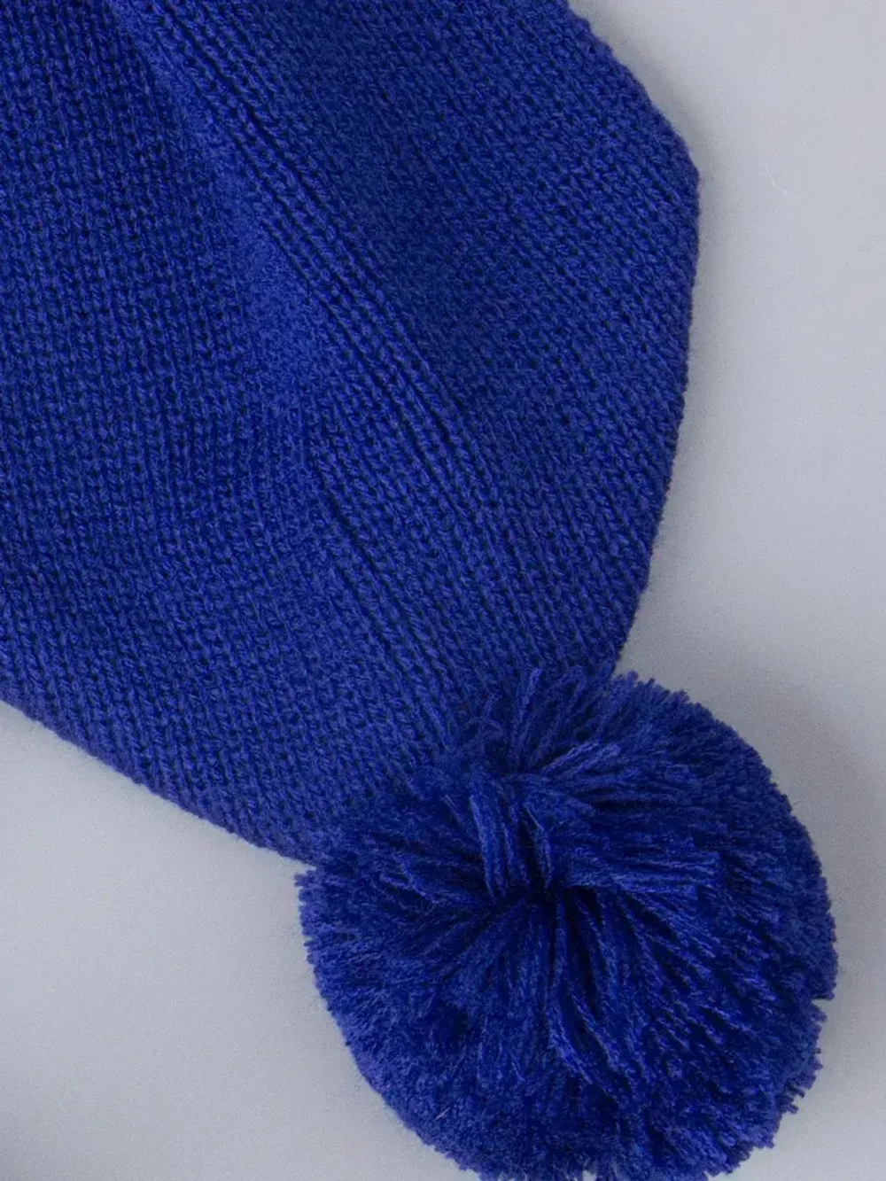 Шарф зимний вязаный с бубонами для детей