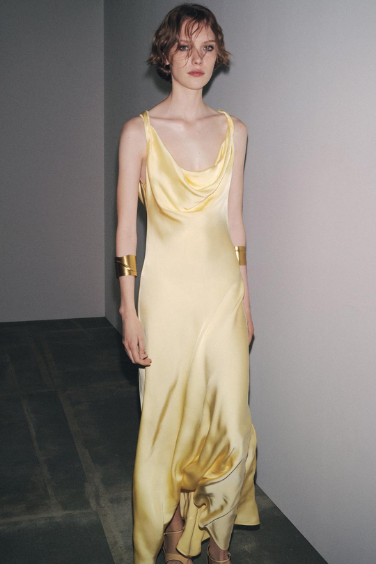 ZARA ДЛИННОЕ АТЛАСНОЕ ПЛАТЬЕ ИЗ КОЛЛЕКЦИИ ZW, ЖЕЛТЫЙ