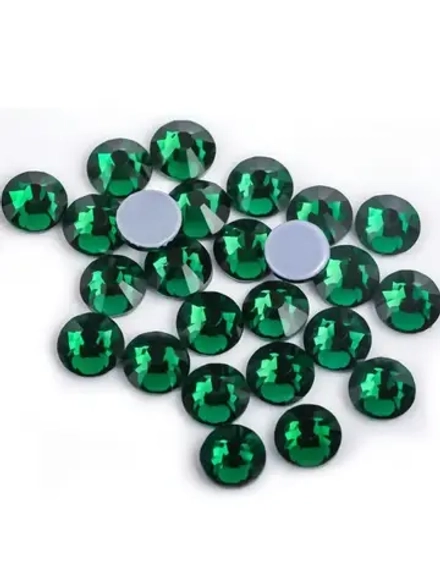Стразы термоклеевые стекло ss20 Emerald