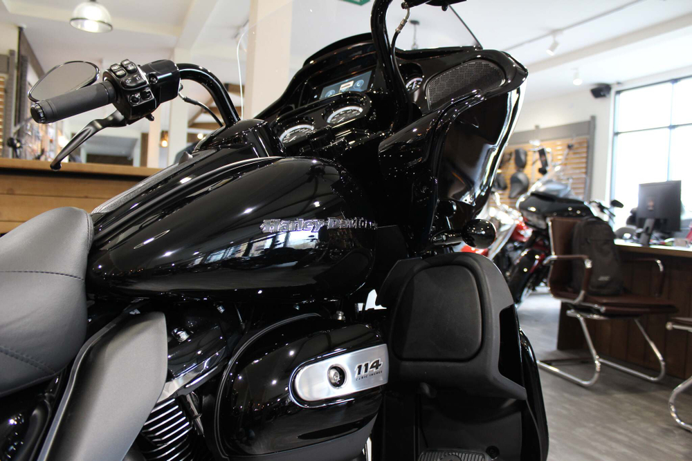 Мотоцикл Harley-Davidson Road Glide Limited 114 (BLACK) с НДС