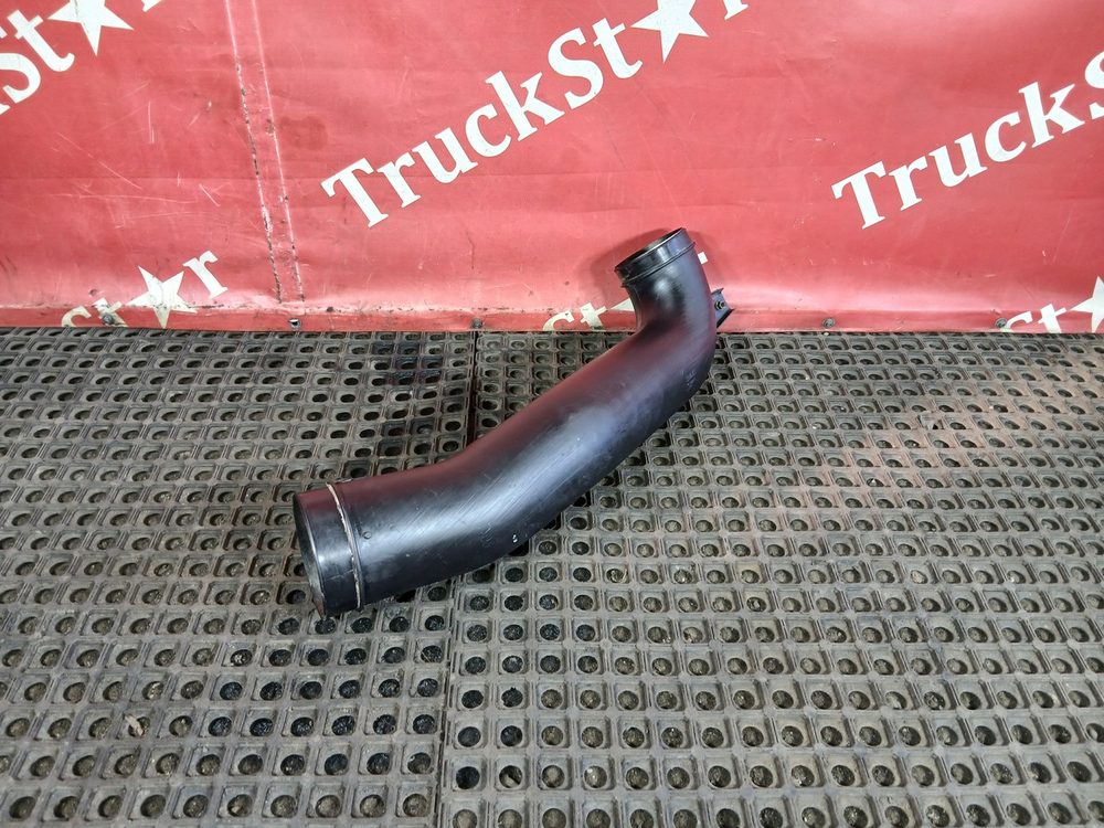 Патрубок воздушного фильтра