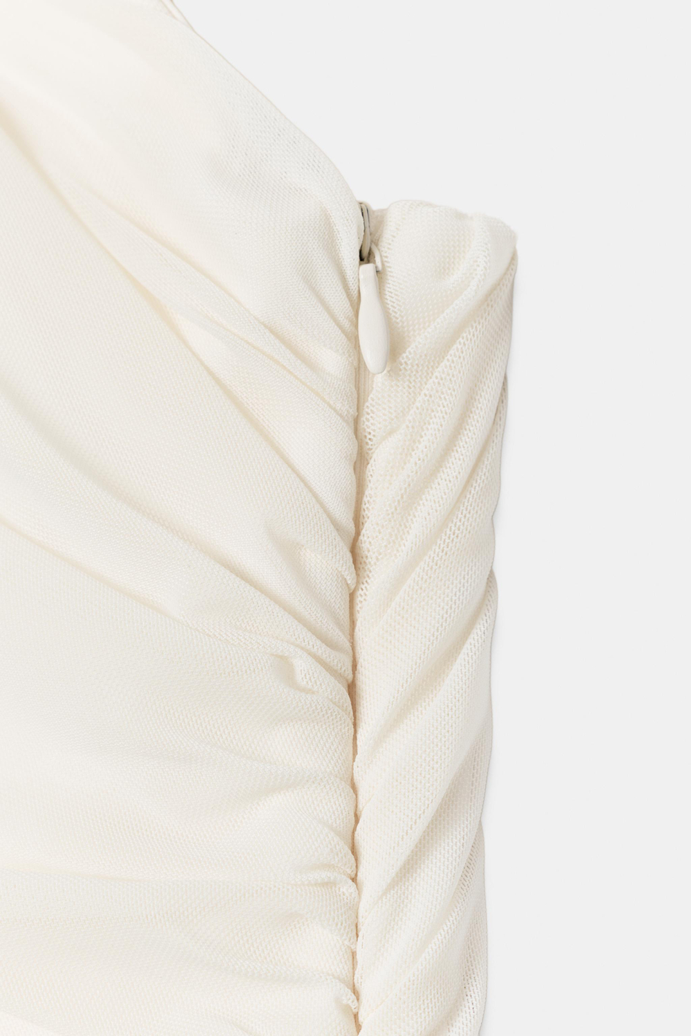 ZARA МИНИ-ПЛАТЬЕ ИЗ ПОЛУПРОЗРАЧНОЙ ТКАНИ, ЖЕЛТОВАТО-БЕЛЫЙ