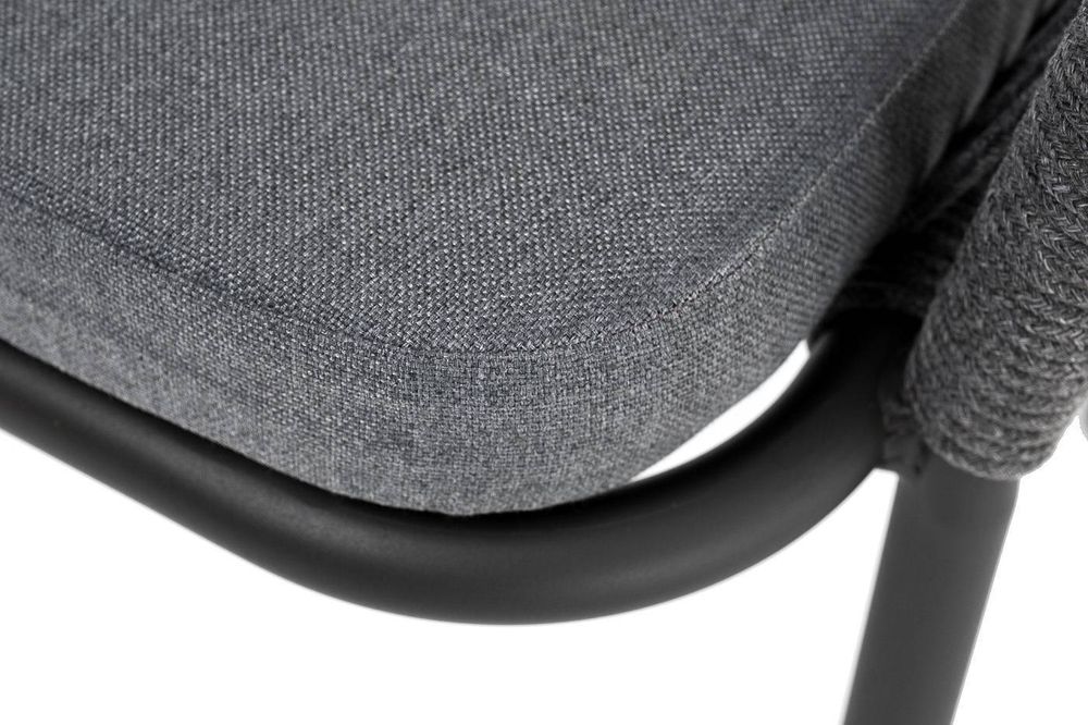 "Лион" стул плетеный из роупа, каркас алюминий серый (RAL7022) муар, роуп серый круглый, ткань серая 017