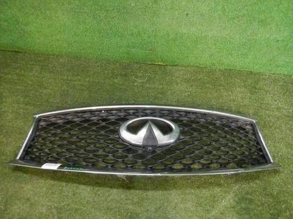 Решетка радиатора Infiniti QX70 (2013-2017)