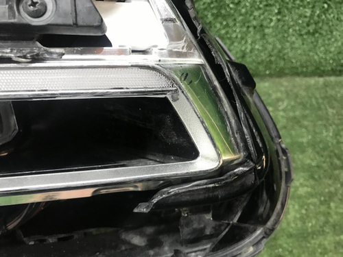 Битая Фара правая Genesis GV80 (2020-2023) LED
