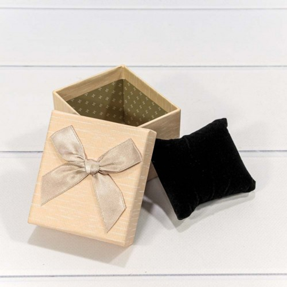 Коробка Ювелирная 9.5х8.5х7 см с бантом и подушкой внутри (Бежевый)