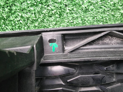 Решетка радиатора Geely Tugella (2022-2024)