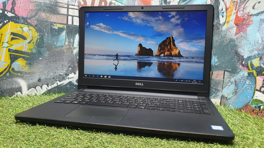 Ноутбук Dell i3-6/16Gb/vostro 15 p63f002/Windows 10