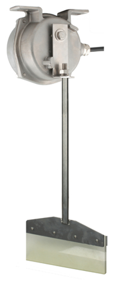 Датчик наличия препятствия на конвейерной ленте INNOLEVEL в корпусе из нерж. стали, -40...+75С, 250 VAC, 10 A, IP67, релейный выход, штанга с лопаткой 650...950 мм, нерж. сталь/каучук