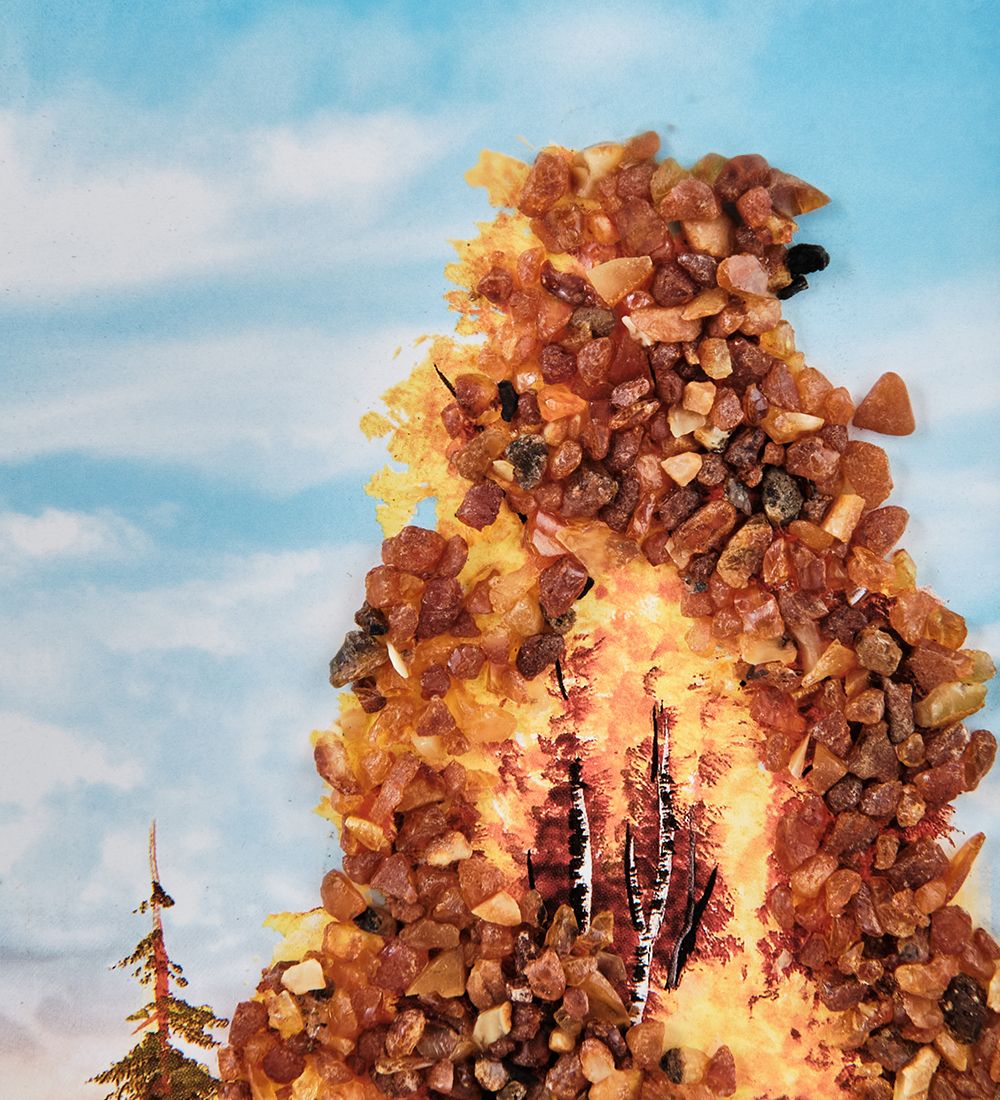 AMB-01/38 Картина «Аисты на краю осени» (с янтарной крошкой) пласт.рамка 33х42см