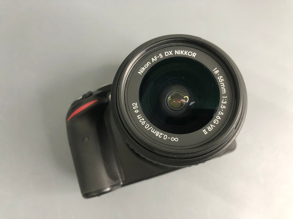 Nikon D3200 Kit 18-55mm 3.5-5.6G VR II (4.150 кадров)
