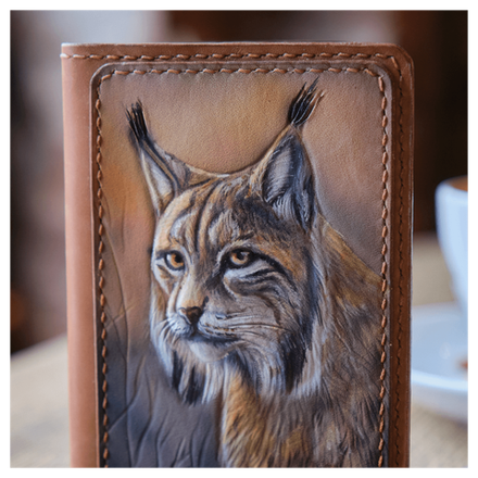 Кожаная обложка на паспорт «Рысь»